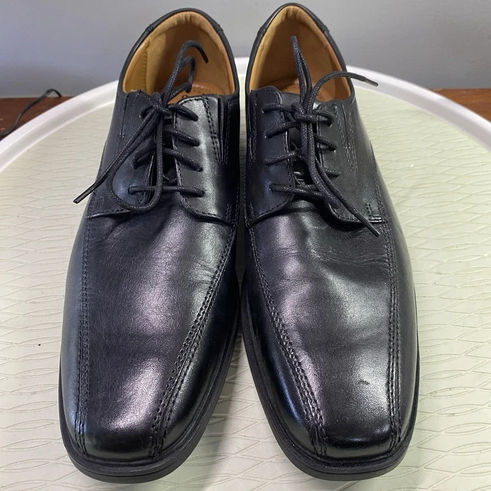 Ckarks Men's Tilden Walk Oxford Loafer. Black Leather Dress Shoes‎ Sz. US 9